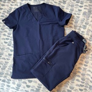 Navy Women's Scrub Set